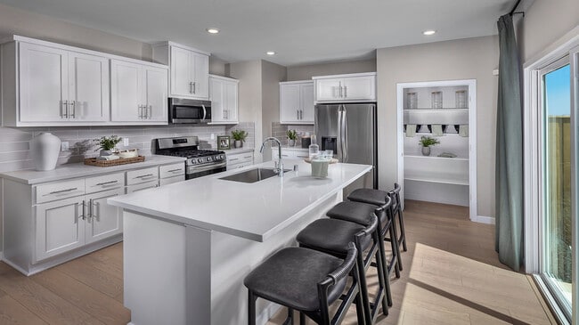 410 Pinelli Dr, Los Banos, CA 93635 - photo 2