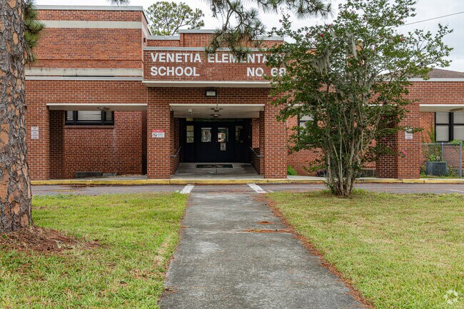 Venetia Elementary School maintains a 16:1 student to teach ratio.