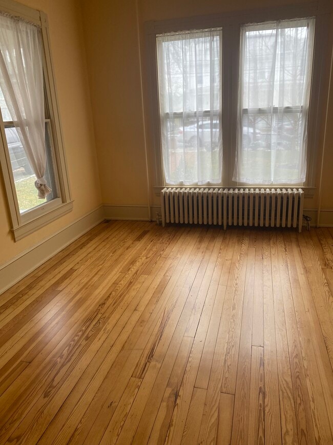 312 Amherst St, Winchester, VA 22601 - photo 4