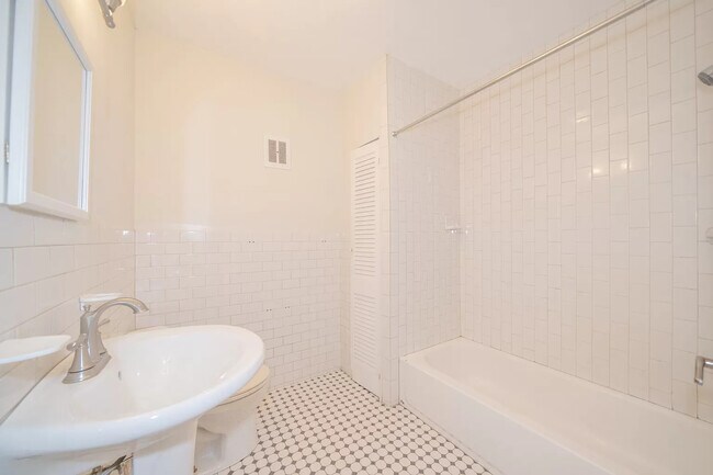 1728 Beacon St unit 1, Brookline, MA 02445 - photo 7