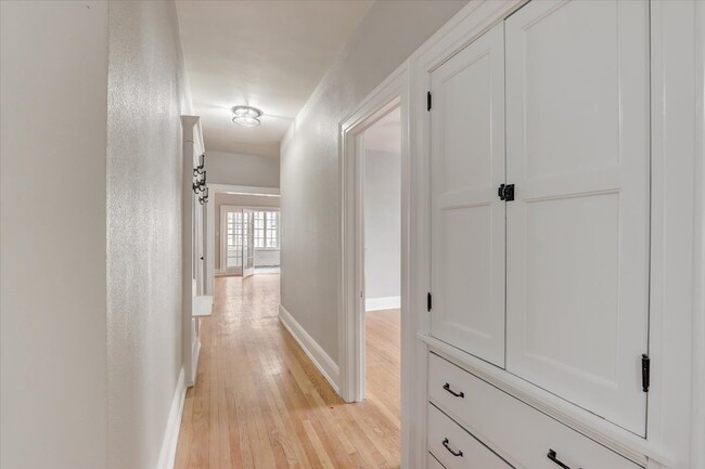 2611-2613 N Stowell Ave, Milwaukee, WI 53211 - photo 6