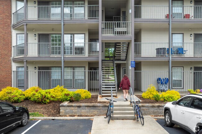 Shenandoah is an ideal choice for students seeking a vibrant living experience, with numerous apartment options available.