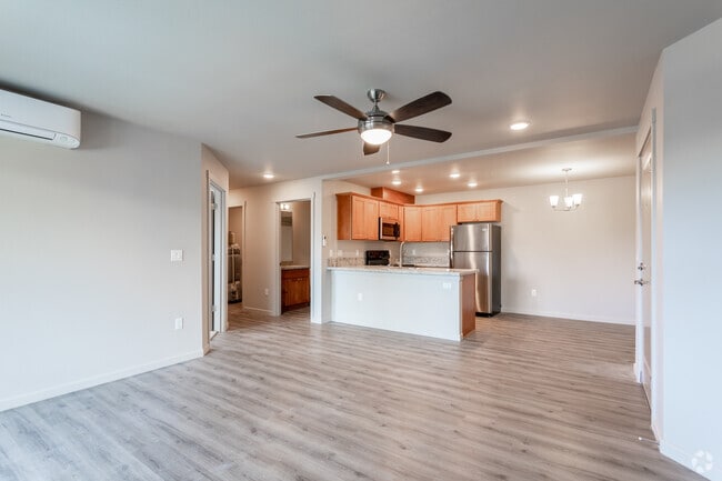 1BR, 1BA - Kitchen Area