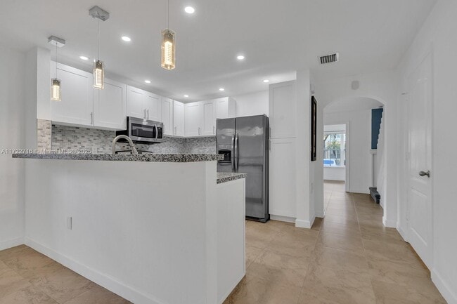 12926 SW 30th St, Miramar, FL 33027 - photo 4