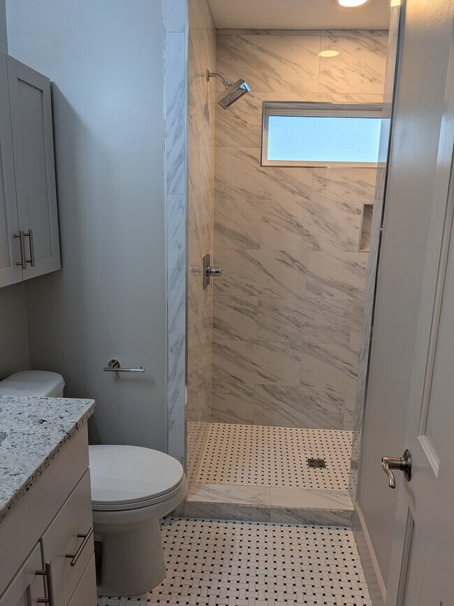 1869 Montclaire Ln, Vestavia Hills, AL 35216 - photo 7