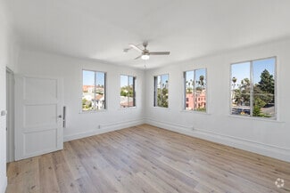 103 S Edgemont St, Los Angeles, CA 90004
