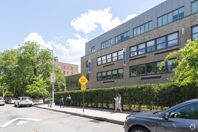 Carl C. Icahn Charter School in The Bronx has extended community ties.