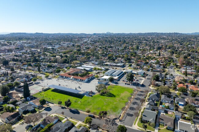 General George Paton is an alumni of Washington Elementary School.