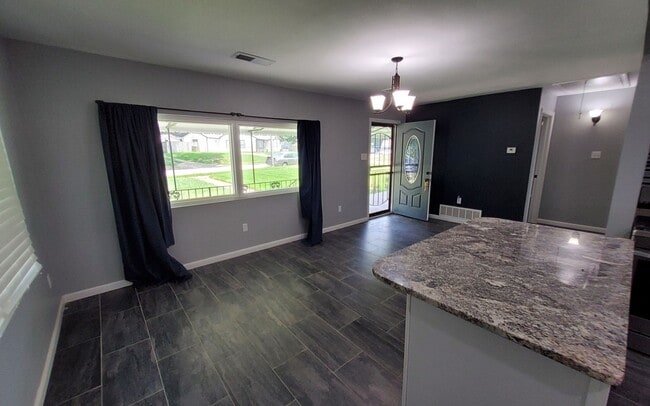 4375 Deborah Ave, Memphis, TN 38108 - photo 2