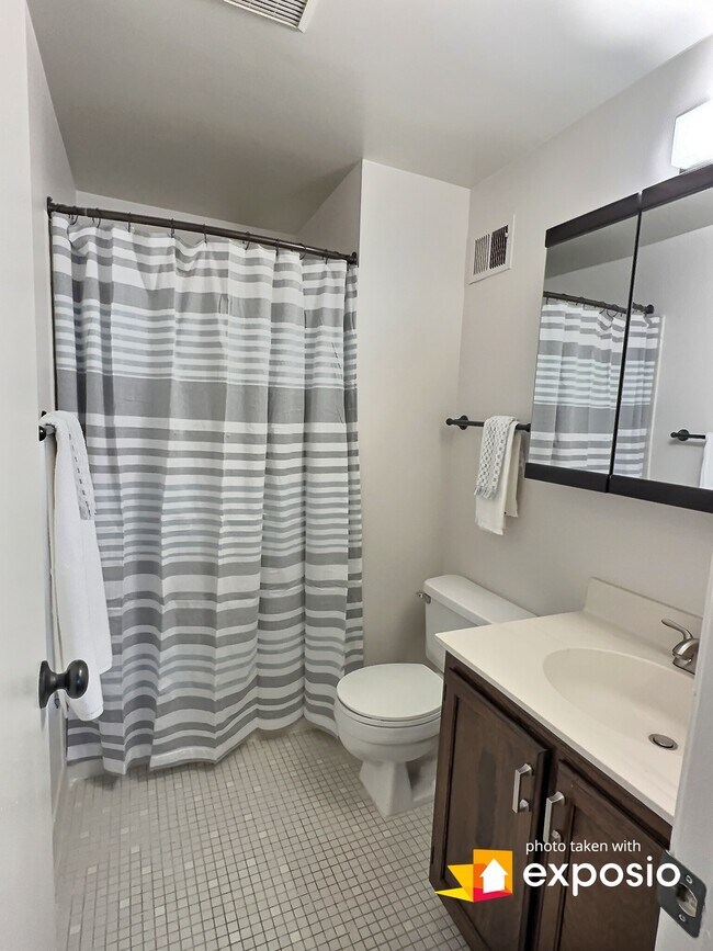 14582 Truro Parish Ct unit Suite 1, Centreville, VA 20120 - photo 4