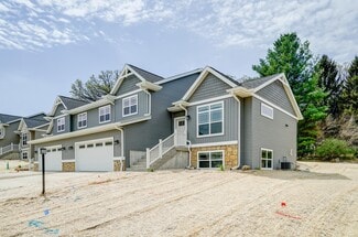 445 Odyssey Ct, Oregon, WI 53575