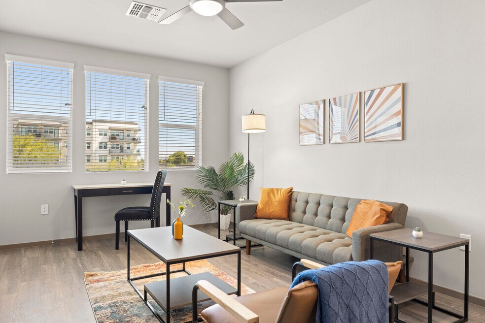 7200 N 91st Ave unit ID1014543P, Glendale, AZ 85305 - photo 1