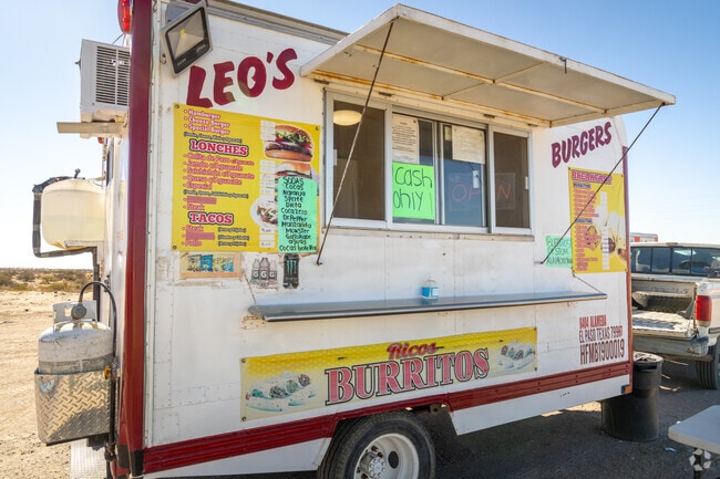 Satisfy your cravings on the go with a variety of food trucks scattered throughout Clint.