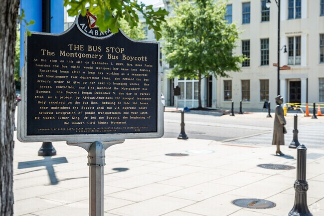 Visit the bus stop of Rosa L. Parks in Downtown Montgomery.