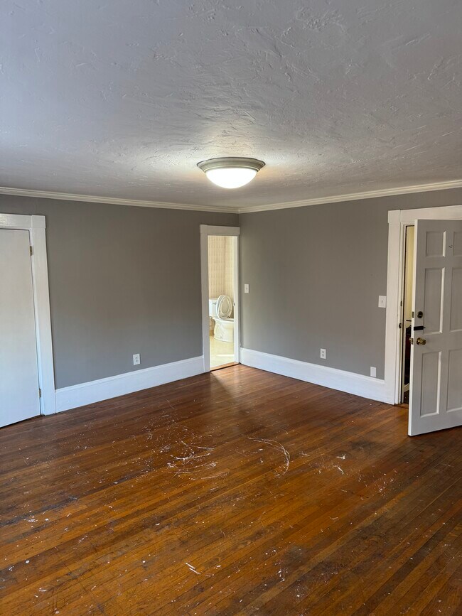 67 Washington St unit 3, Weymouth, MA 02188 - photo 4