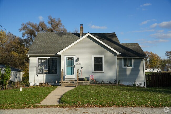 Bungalows are common in Leroy and can be found all throughout the town.