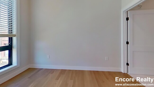16-18 Highgate St unit 108, Boston, MA 02134 - photo 5