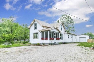 29 Lavoy Rd, Temperance, MI 48182