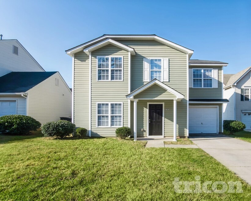 7117 Roaming Path Ct, Charlotte, NC 28214 - photo 1