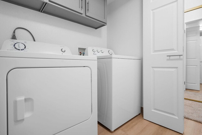 Sunset Springs Apartments, Saint George, UT 84770 - photo 7