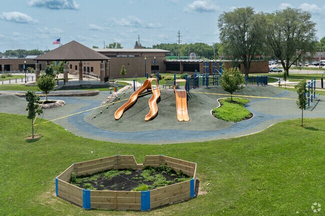 Wallace Elementary School has 398 students in attendance.