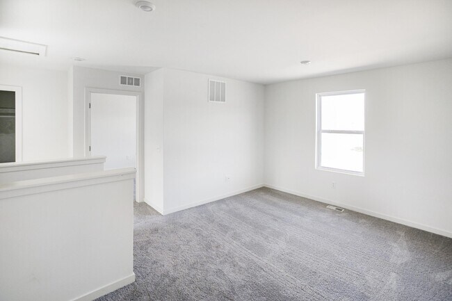 5863 Looking Glass Dr SW unit 36583105, Wyoming, MI 49418 - photo 6