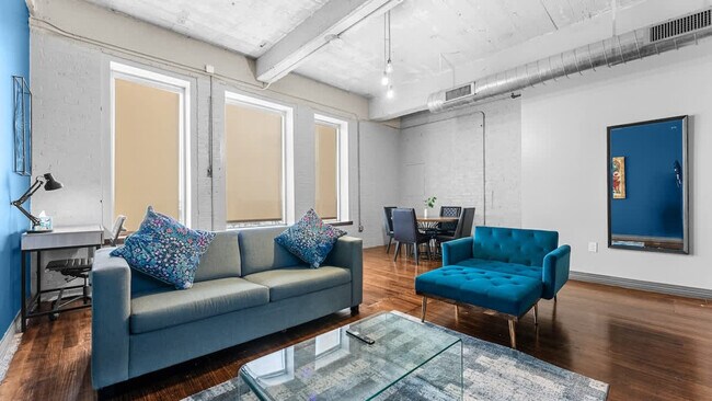 500 S Ervay St unit ID1297780P, Dallas, TX 75201 - photo 2