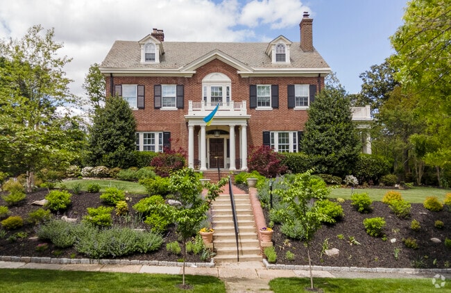 Traditional homes are available in Keswick.