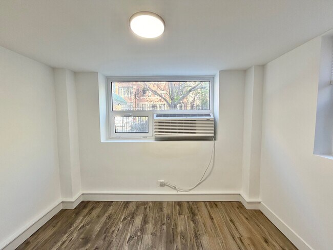 940 W Carmen Ave unit 1, Chicago, IL 60640 - photo 7