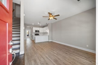 2437 E 17th St, Chattanooga, TN 37404