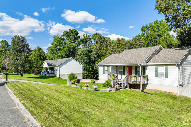 Beamount homes are a part of a rural mountain community with charming builds.