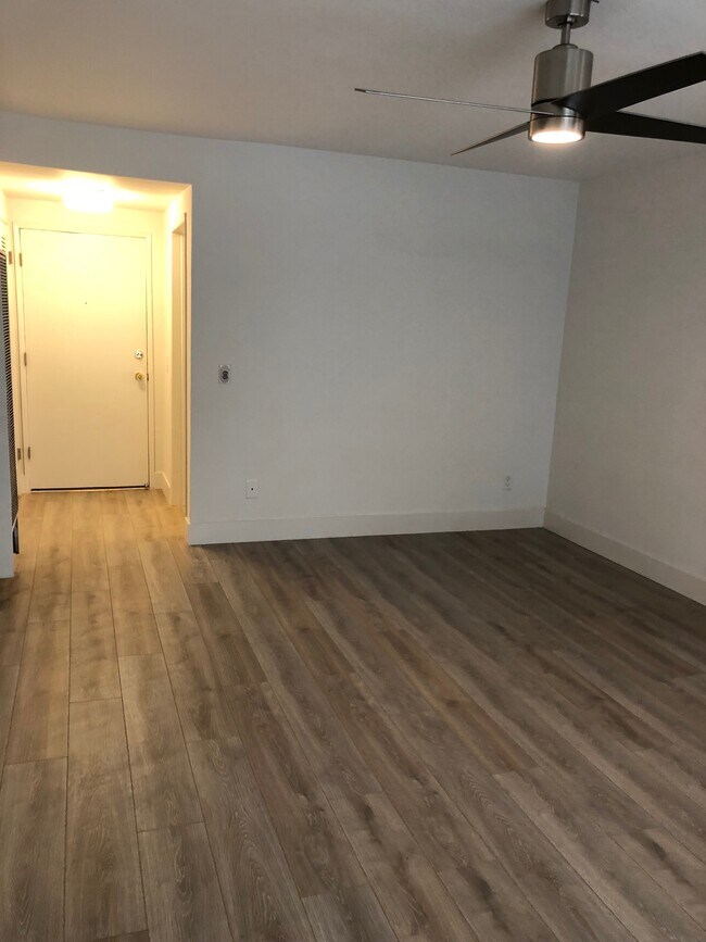 216 S Occidental Blvd unit 312, Los Angeles, CA 90057 - photo 6