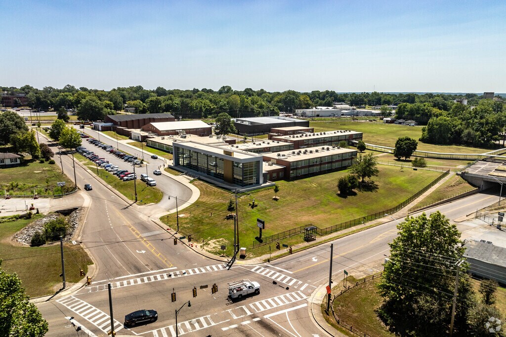 Jackson Central-Merry Academy Of Medical Technology