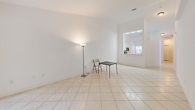 8196 Sanctuary Dr unit 1, Naples, FL 34104 - photo 2