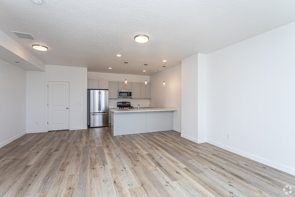 Lake Ridge Villas at Winnie