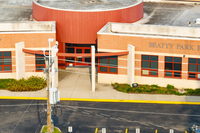 Niche gives Trevitt Elementary an overall grade of D+.