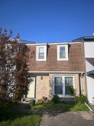 3549 Woodburne Dr, Virginia Beach, VA 23452
