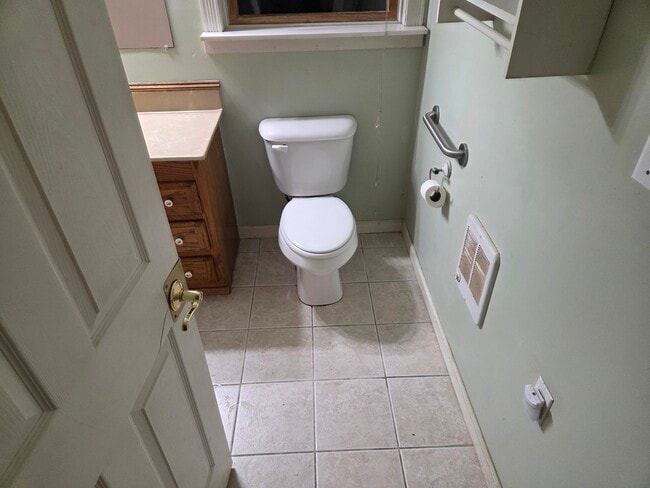 495 Carter Hill Rd unit 2, Highgate Center, VT 05459 - photo 6