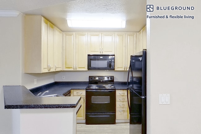 10024 Paseo Montril unit FL1-ID948A, San Diego, CA 92129 - photo 7