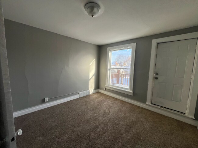 1817 N 22nd St, Milwaukee, WI 53205 - photo 7