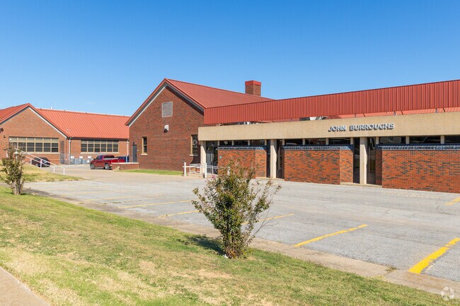 Students in Dunbar attend Burroughs Elementary with a student-teacher ratio of 15 to 1.