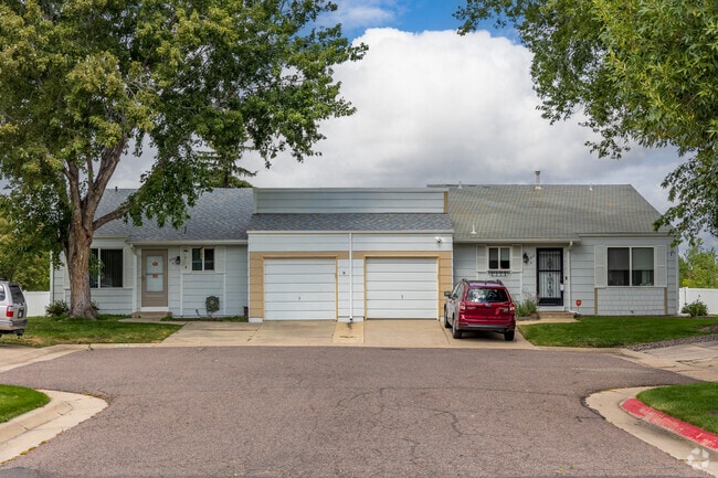 Quail Ridge-Adams offers cheaper home options such as one-story townhomes.