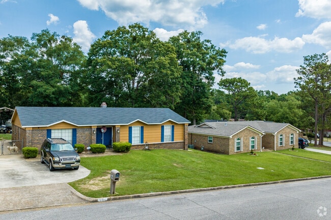 Most homes in the Cody neighborhood are one story.