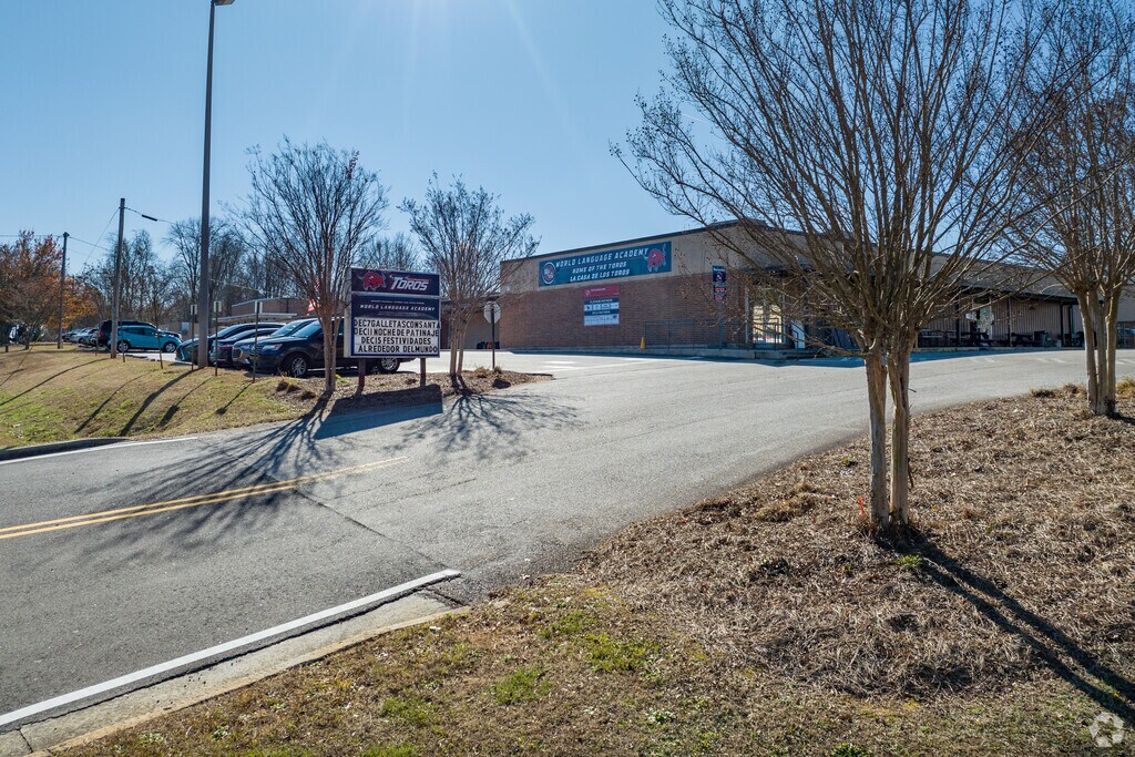 World Language Academy teaches grades PreK and Kindergarten through 5th.