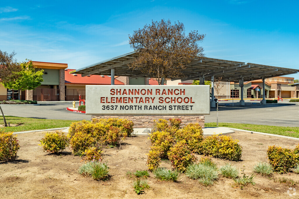 Front sign of Shannon Ranch Elementary School in Visalia
