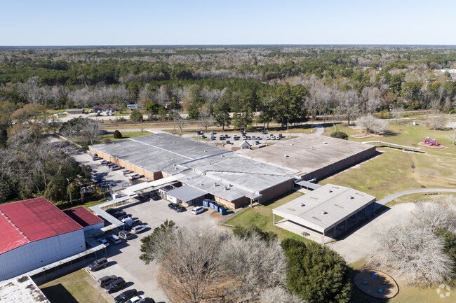 Peach Creek Elementary is part of the Splendora ISD.