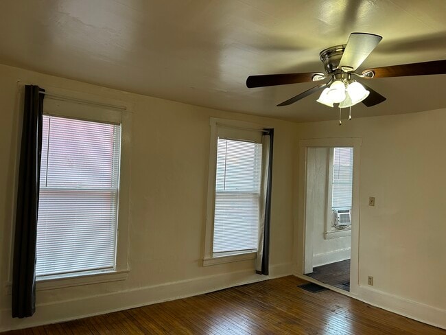 307 N 4th St unit 12, Hannibal, MO 63401 - photo 3