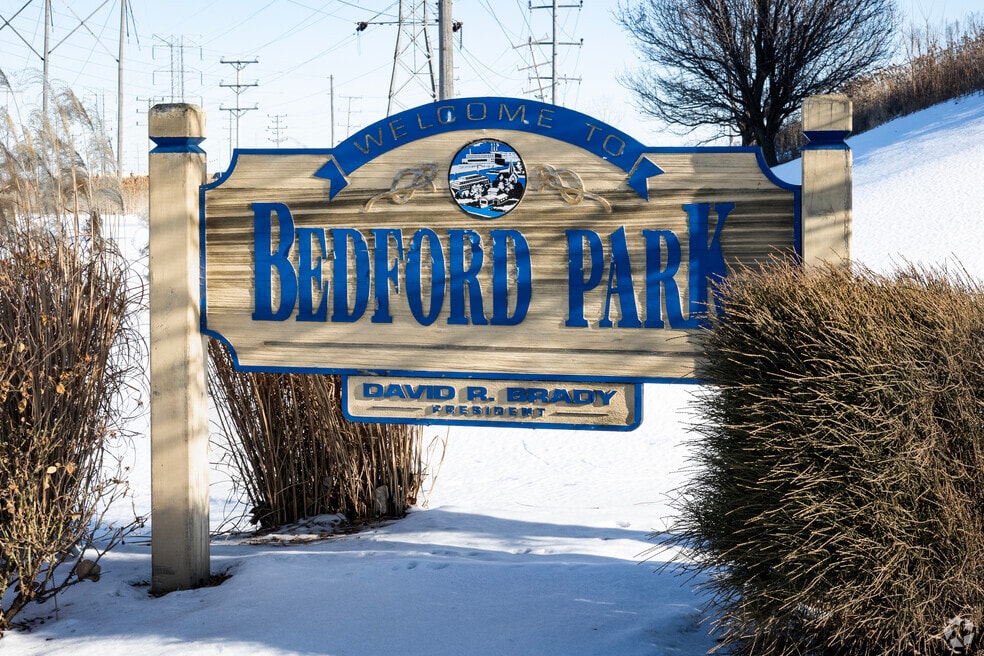 Final_Neighborhood_Bedford Park_072623