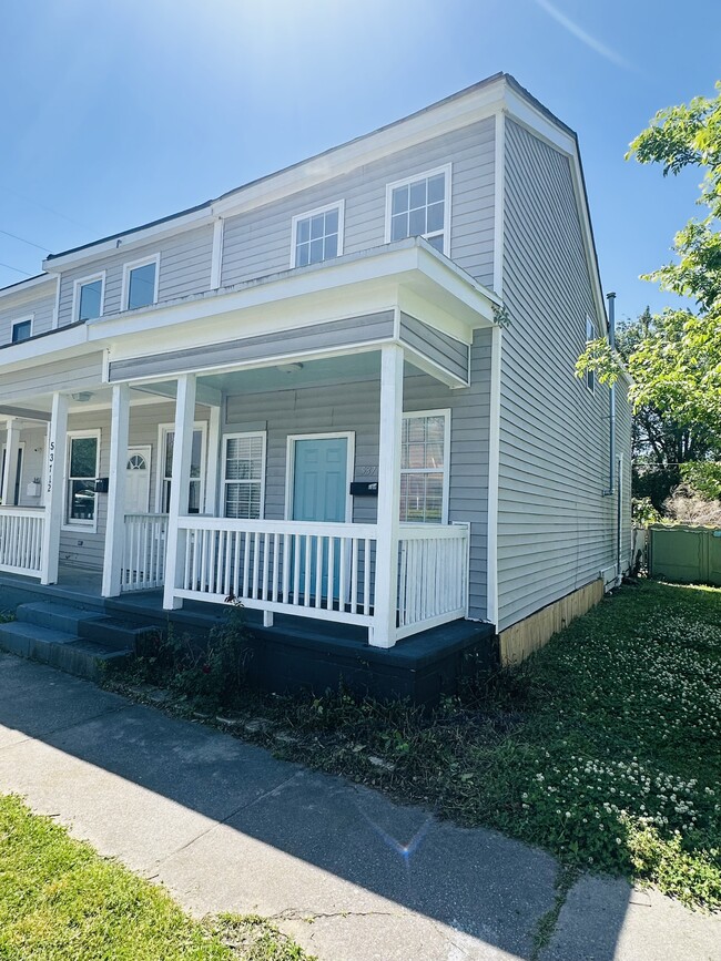 537 E Anderson St, Savannah, GA 31401