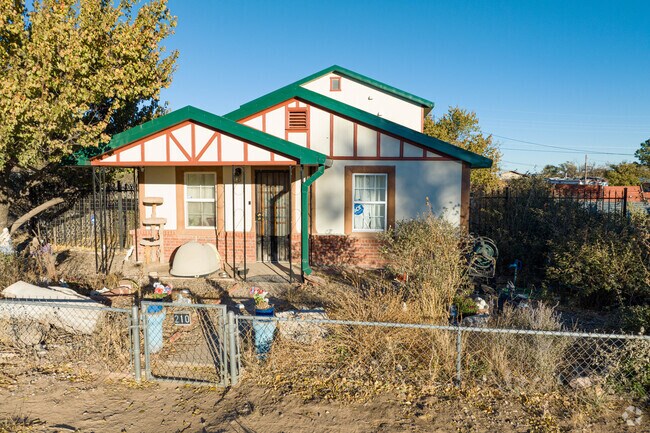 Houses in Mountainair come in many different styles and sizes.